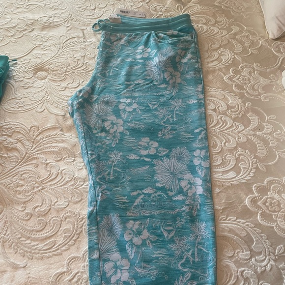 Sold out - Picture 2 of 4